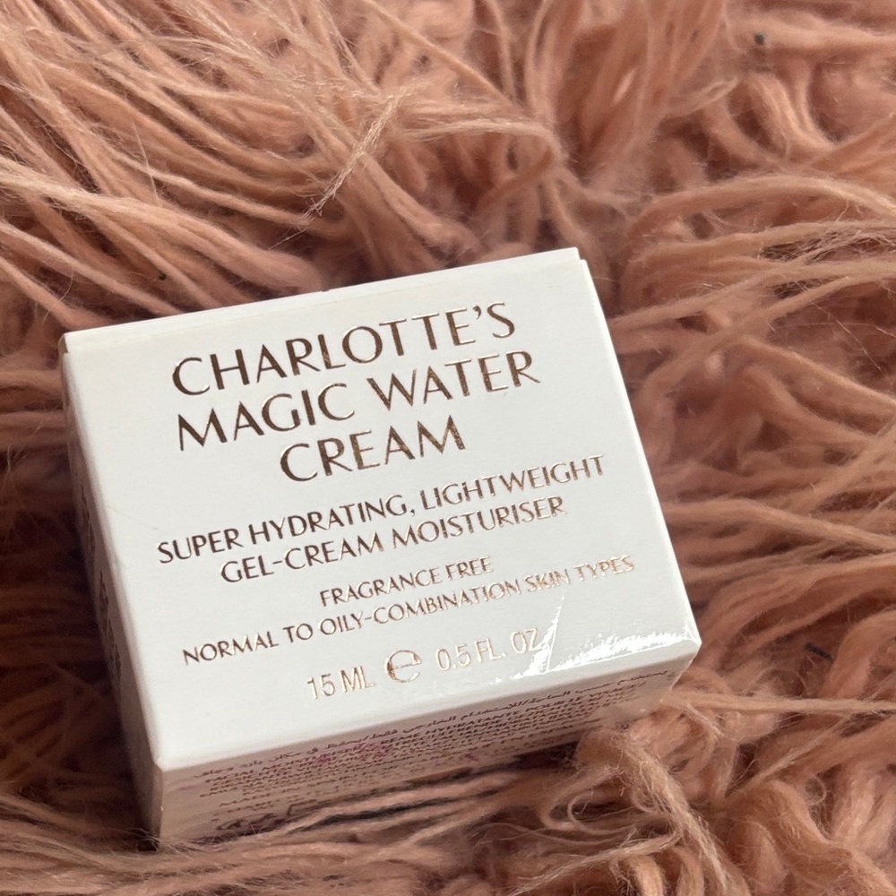 Charlotte Tilbury Magic Water Cream - Clear